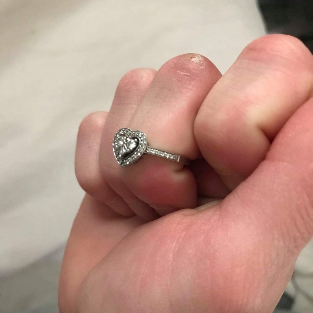 Promise ring - Picture 2 of 3